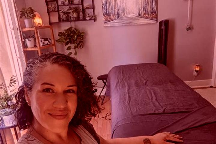 Natalie, 31, a auburn amber-eyed caucasian companion based in Tixpehual. Offering Tantra, Travel Companion, Massage. Available for incall and outcall, overni...