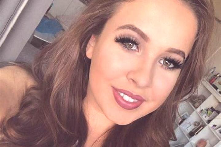 Natalie, 32, a black brown-eyed european companion based in Mondoukou. Offering A-Level, Party Girl. Available for incall and outcall, day and evening dates.