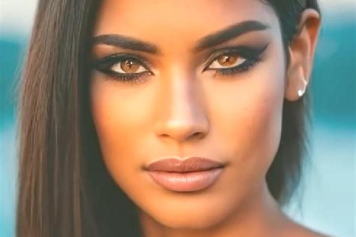 Natalie, 32, a brunette amber-eyed latina companion based in Fort Wright. Offering Tantra, Roleplay, Duos. Available for incall and outcall, day and evening ...