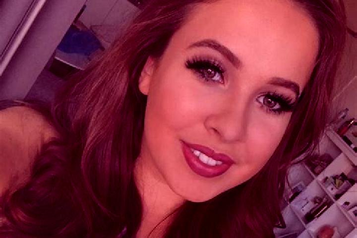 Natalie, 32, a chestnut amber-eyed slavic companion based in San Miguel del Valle. Offering Party Girl, Tantra, Domination, Dinner Date. Available for incall...