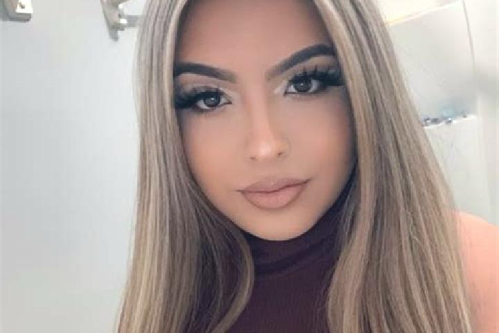 Natalie, 33, a blonde grey-eyed latina companion based in Le Vretot. Offering Dinner Date, Overnight, Fetish. Available for incall and outcall, day and eveni...