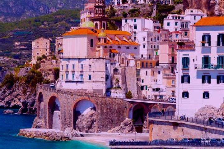 Natalie, 33 — Escort in Pastene, Italy