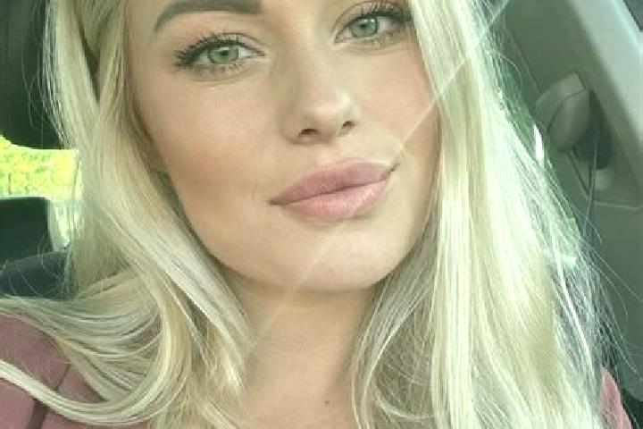 Natalie, 34, a blonde hazel-eyed caucasian companion based in Avensan. Offering Tantra, Deep French Kissing, Dinner Date, Duos, OWO. Available for incall and...