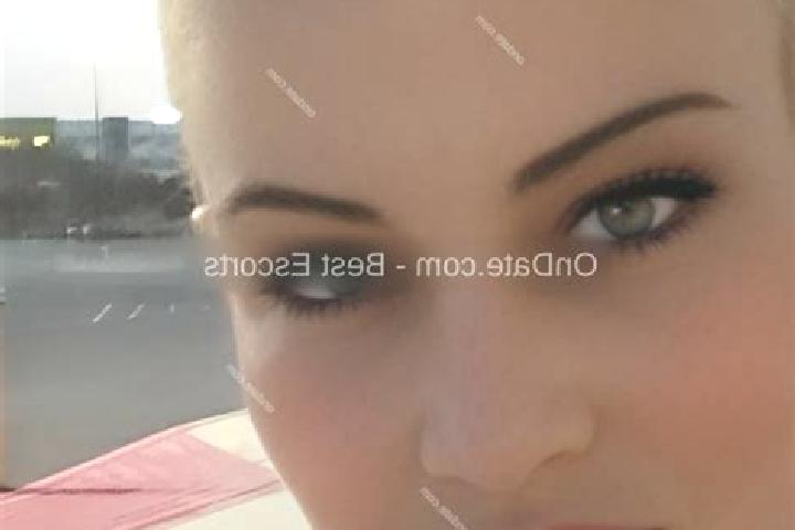 Natalie, 34 — Escort in Shiguai, China