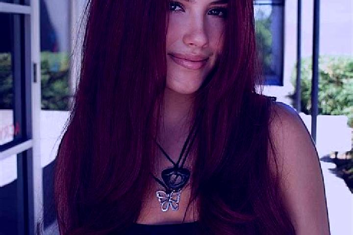Natalie, 35, a auburn dark-eyed slavic companion based in Eckartsberg. Offering Party Girl, Deep French Kissing, BDSM, Girlfriend Experience. Available for i...