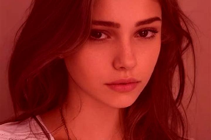Natalie, 35, a chestnut grey-eyed slavic companion based in Kallifoni. Offering Striptease, GFE, Deep French Kissing, BDSM. Available for incall and outcall,...