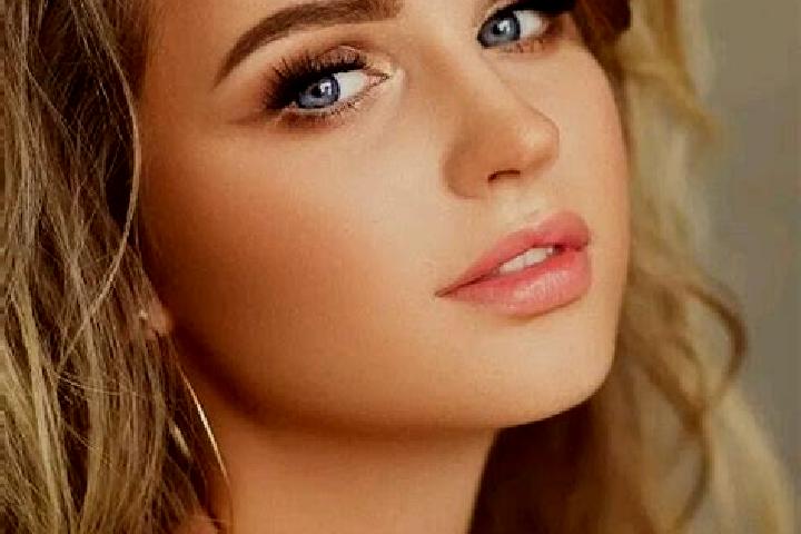 Natalie, 35, a dark blonde blue-eyed ebony companion based in Rush Springs. Offering Erotic Massage, Overnight, Party Girl, Duos. Available for incall and ou...