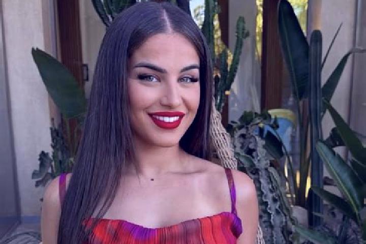 Natalie, 35 — Escort in Kato Kamila, Greece