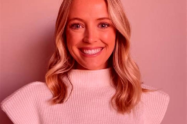 Natalie, 36 — Escort in Lake Darby, United States