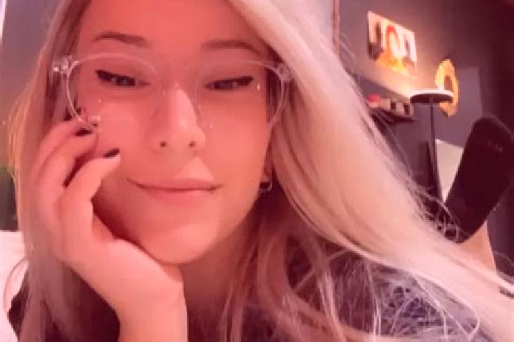 Natalie, 37, a blonde grey-eyed mixed companion based in Longshanqiao. Offering A-Level, Deep French Kissing, Domination. Available for incall and outcall, o...