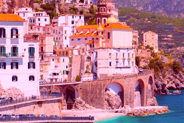 Natalie, 37 — Escort in Gallicchio, Italy