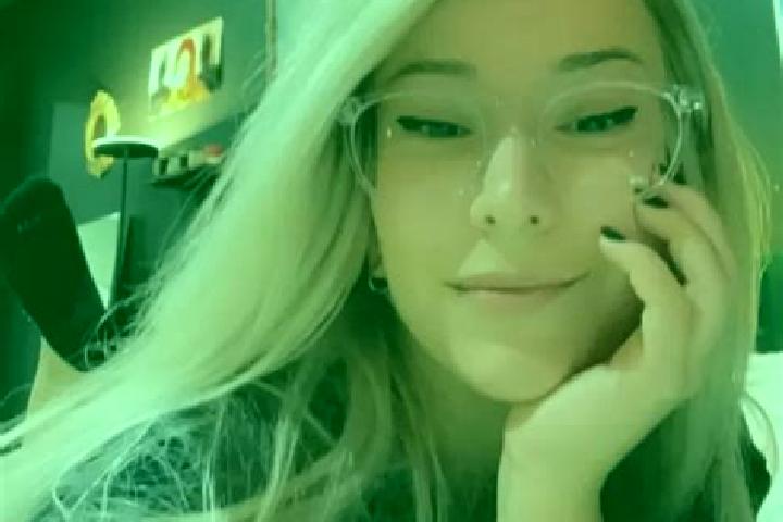 Natalie, 38, a blonde green-eyed middle eastern companion based in Pieve Vergonte. Offering Prostate Massage, Party Girl. Available for incall and outcall, d...