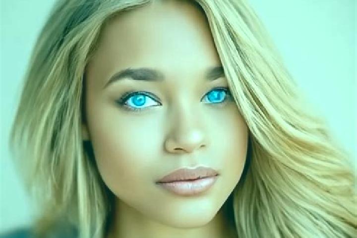 Natalie, 38, a chestnut blue-eyed latina companion based in Etreux. Offering Duos, GFE, CIM, A-Level. Available for incall and outcall, day and evening dates.