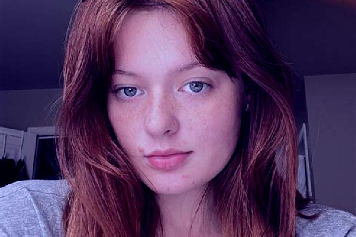 Natalie, 39, a auburn brown-eyed caucasian companion based in Mannar. Offering Overnight, CIM, Striptease. Available for incall and outcall, overnight bookin...