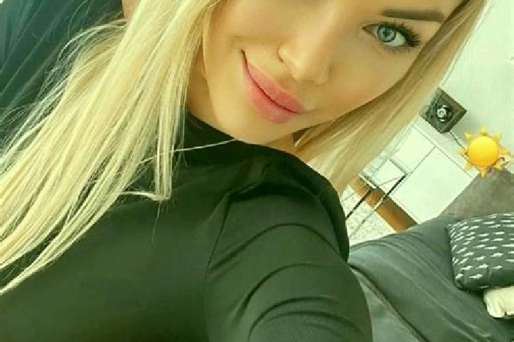 Natalie, 39 — Escort in Bolesiny, Czech Republic