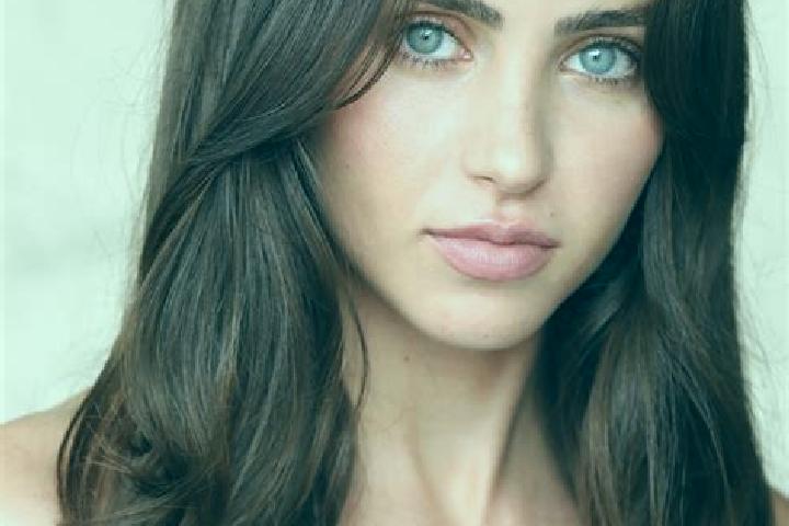 Nora, 20, a red dark-eyed latina companion based in Jiamusi. Offering A-Level, CIM, Massage, Striptease. Available for incall and outcall, day and evening da...