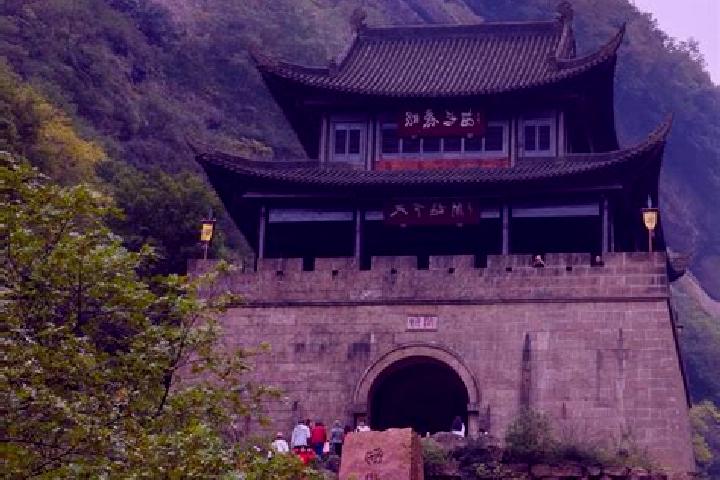 Nora, 20 — Escort in Xiyang, China