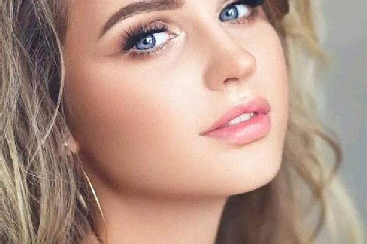Nora, 21, a dark blonde blue-eyed ebony companion based in Ananindeua. Offering A-Level, Overnight, Roleplay. Available for incall and outcall, overnight boo...