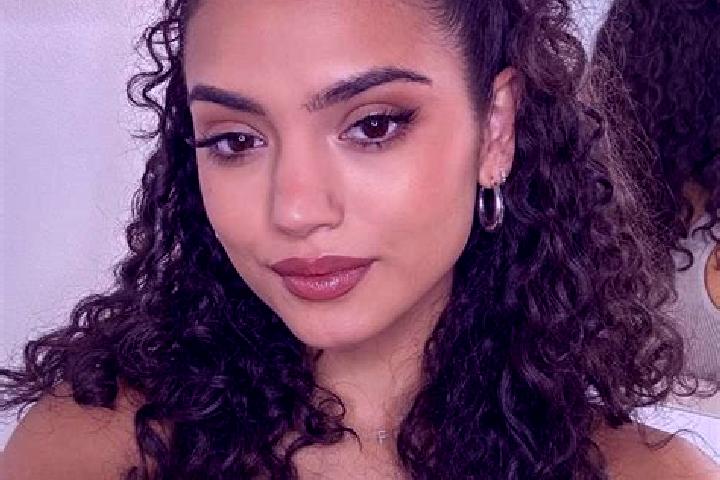 Nora, 21 — Escort in Rizos de la Joya (Rizos del Saucillo), Mexico