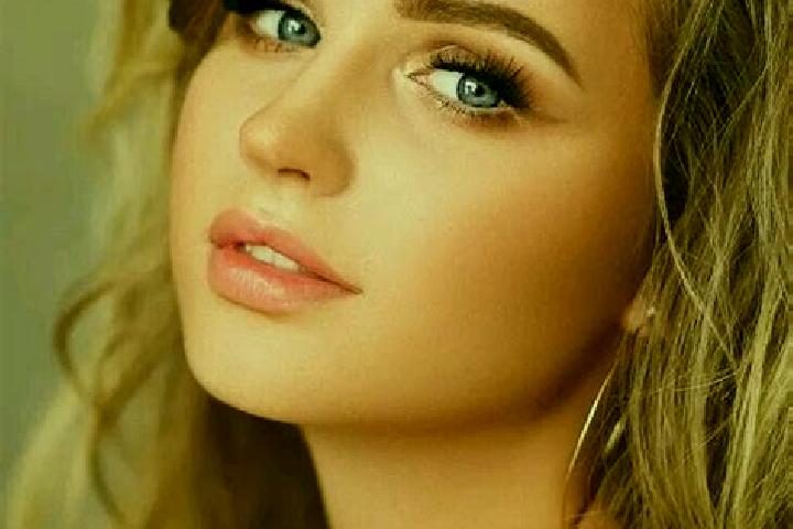 Nora, 22, a dark blonde blue-eyed indian companion based in Al Wadan. Offering Party Girl, Tantra, Prostate Massage. Available for incall and outcall, overni...