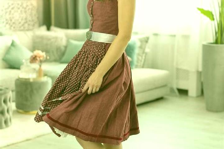 Nora, 22 — Escort in Adliswil / Sonnenberg, Switzerland