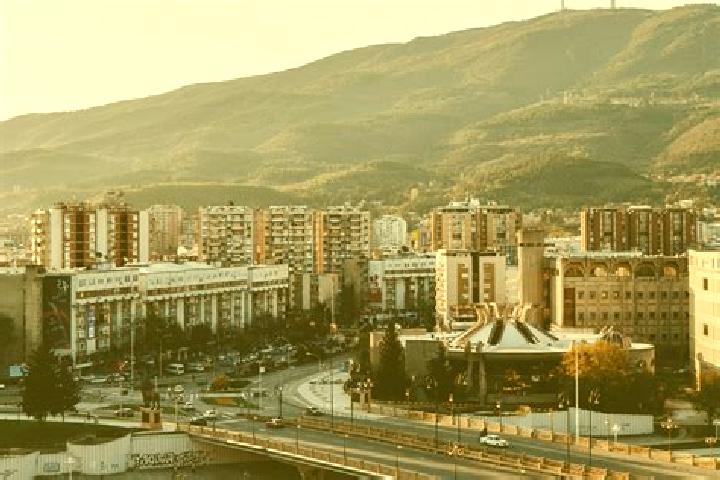 Nora, 22 — Escort in Izvor, North Macedonia