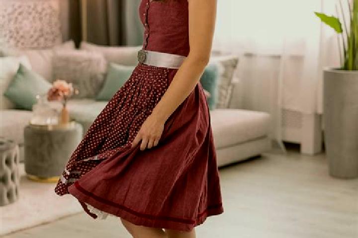 Nora, 22 — Escort in Johanniskirchen, Germany