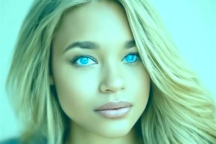 Nora, 23, a blonde blue-eyed latina companion based in Aissirimou. Offering Erotic Massage, OWO, Fetish. Available for incall and outcall, overnight bookings...
