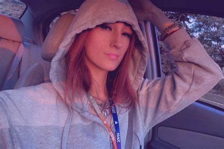 Nora, 24 — Escort in Fond du Lac, United States