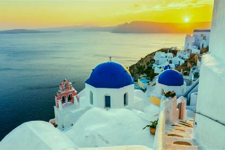 Nora, 24 — Escort in Karditsomagoula, Greece