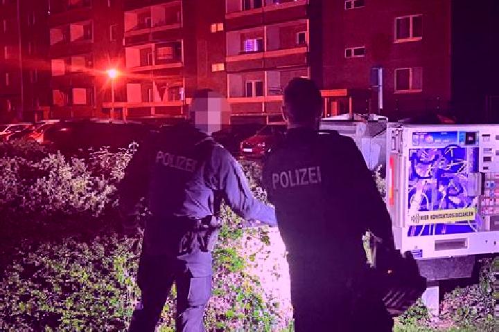 Nora, 24 — Escort in Neubrandenburg, Germany