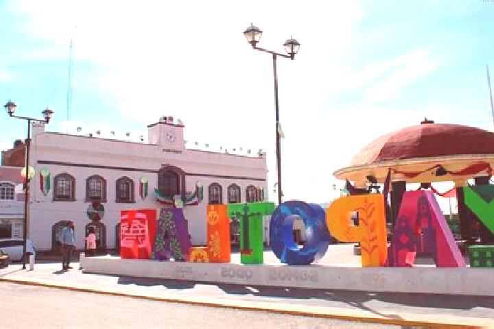 Nora, 24 — Escort in Zapotlan de Juarez, Mexico