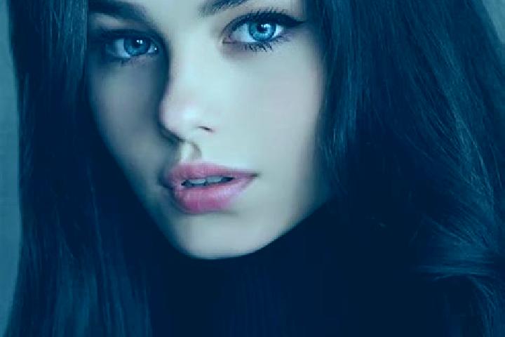 Nora, 25, a black dark-eyed european companion based in Umluj. Offering Overnight, Domination. Available for incall and outcall, overnight bookings available.
