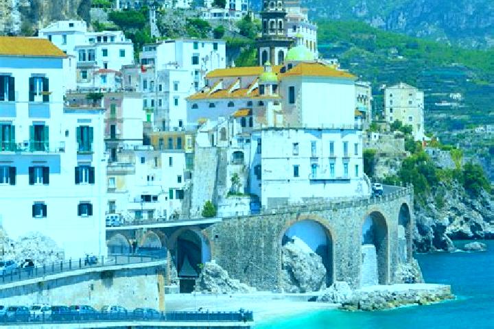 Nora, 25 — Escort in Corigliano, Italy