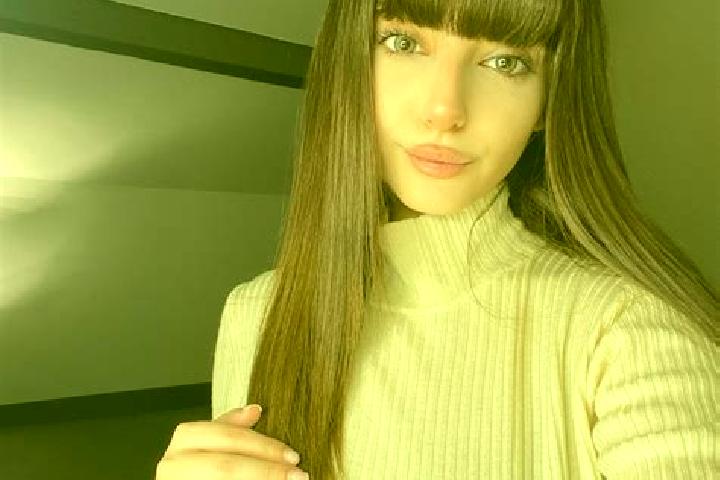 Nora, 25 — Escort in Qohurd-e Olya, Iran