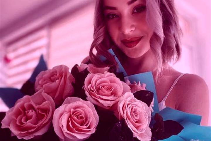 Nora, 26 — Escort in Cascioarele, Romania