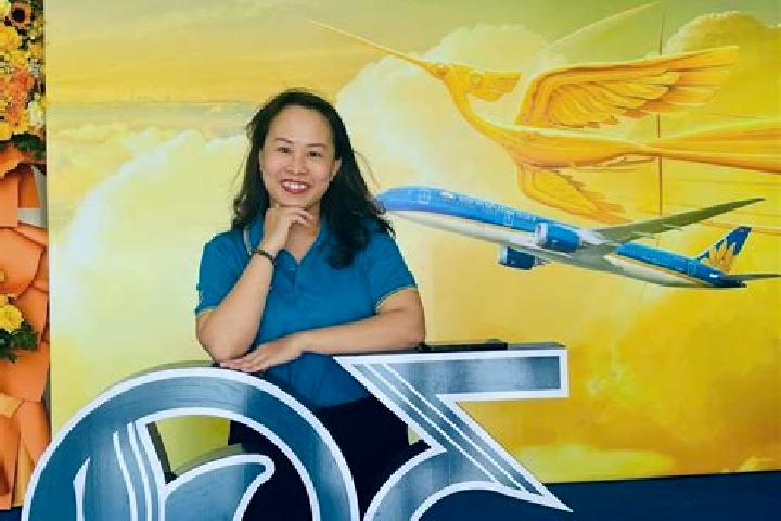 Nora, 26 — Escort in Huong Canh, Vietnam
