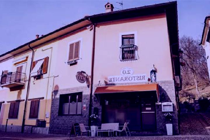 Nora, 26 — Escort in Inveruno, Italy