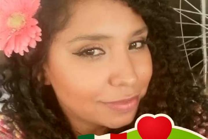 Nora, 26 — Escort in La Estancia, Honduras
