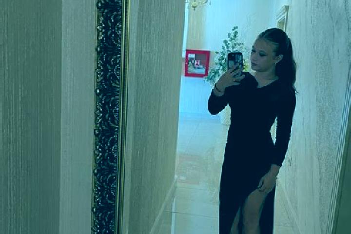 Nora, 27 — Escort in Grebenisu de Campie, Romania