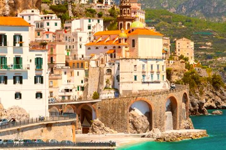 Nora, 27 — Escort in Spadellata, Italy