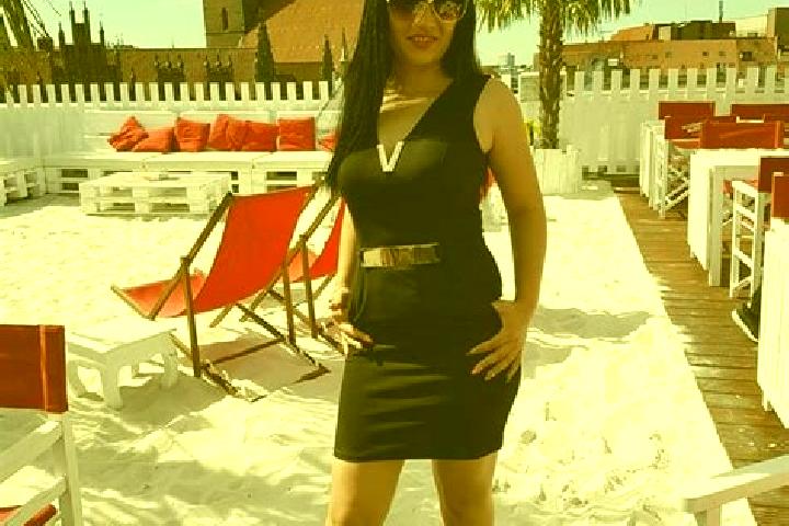 Nora, 27 — Escort in Zabovresky, Czech Republic