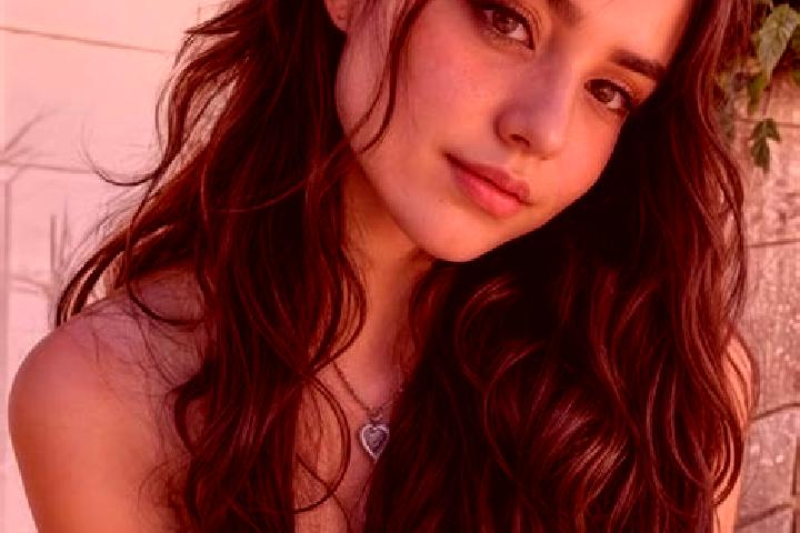 Nora, 28, a black hazel-eyed mixed companion based in Rochefort-en-Terre. Offering OWO, BDSM, Travel Companion. Available for incall and outcall, overnight b...