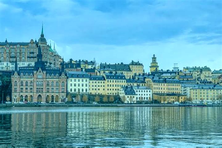 Nora, 28 — Escort in Gavsta, Sweden