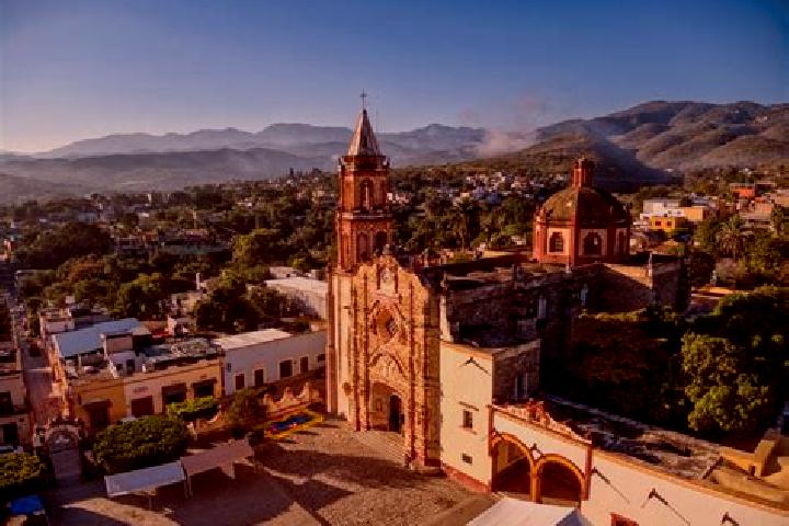 Nora, 28 — Escort in Guatacalca, Mexico
