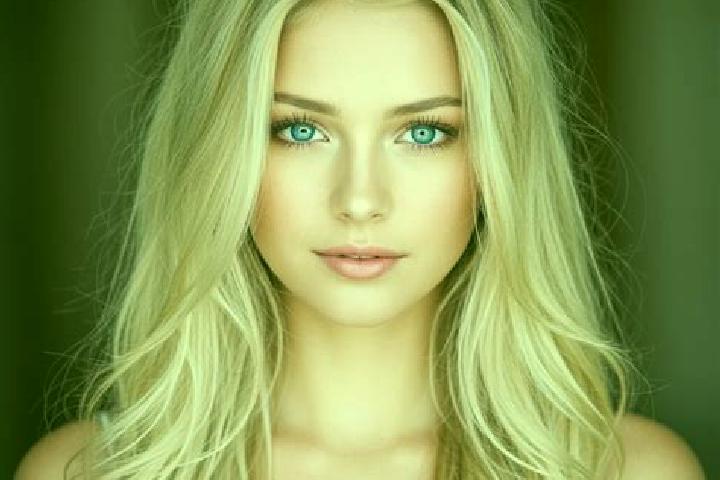 Nora, 29, a blonde dark-eyed mixed companion based in Moglia. Offering Domination, Striptease, Tantra, Fetish. Available for incall and outcall, overnight bo...
