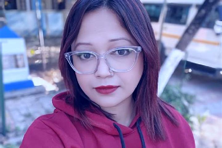 Nora, 29 — Escort in Birpara, India