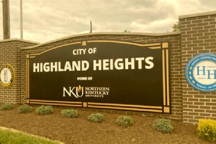 Nora, 29 — Escort in Highland Heights, United States