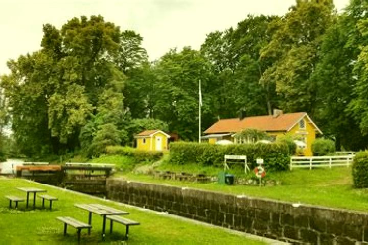 Nora, 29 — Escort in Nykvarn, Sweden