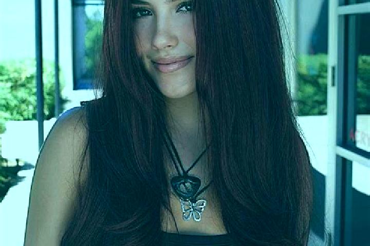 Nora, 31, a auburn dark-eyed caribbean companion based in Mancora. Offering A-Level, Couples. Available for incall and outcall, overnight bookings available.